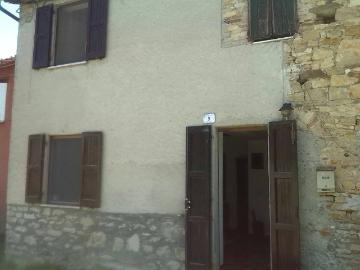 Casa indipendente in affitto a Fornovo di Taro PR