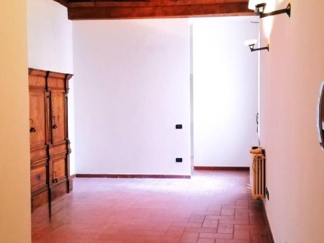 Casa Indipendente in affitto a Ferrara via Terranuova, non arredato/vuoto, terrazzo, caminetto TrovaCasa