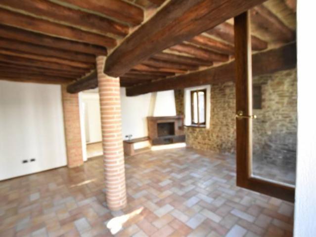 Casa indipendente in affitto a Fidenza PR