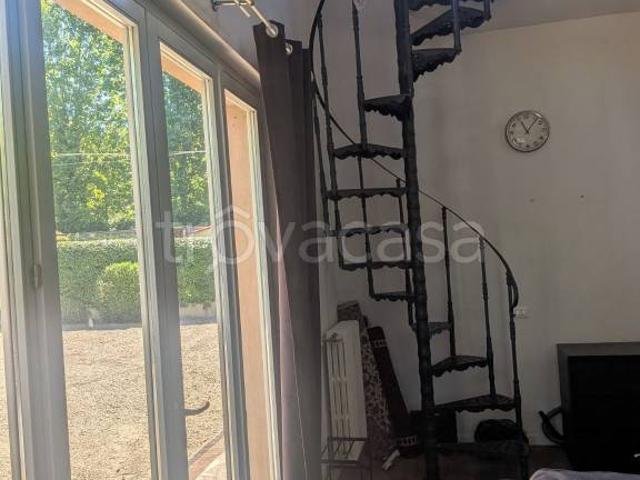 Casa indipendente in affitto a Firenze, Cure