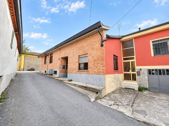 Casa indipendente in affitto a Lequio Berria CN