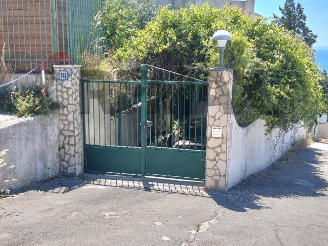 Casa indipendente in affitto a Monte Sant'Angelo FG
