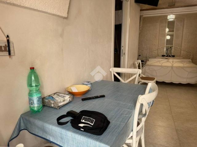 Casa Indipendente in affitto a Martina Franca via fumarola, 10, arredato, caminetto, ristrutturato TrovaCasa