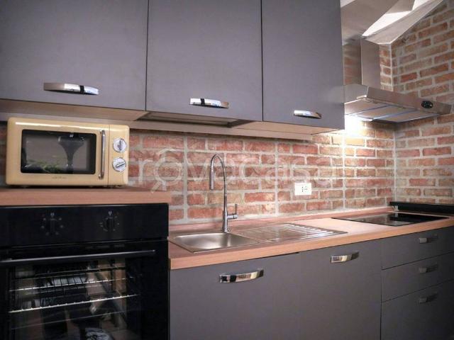 Casa Indipendente in affitto a Milano via Antonello da Messina, arredato, lavatrice, lavastoviglie TrovaCasa