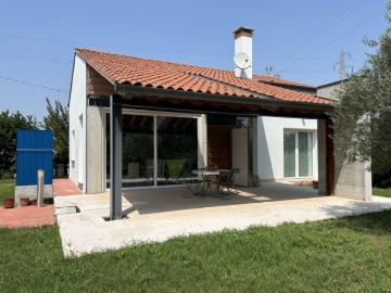 Casa Indipendente in affitto a Mira via Ca' Nogara, arredato, posto auto, terrazzo TrovaCasa