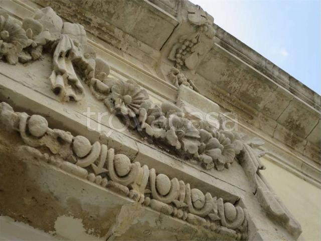 Casa indipendente in affitto a Noto via principe Umberto