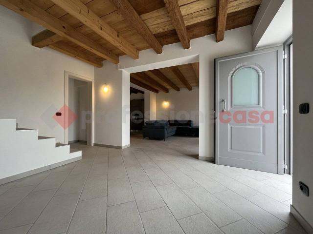 Casa indipendente in affitto a Sorga'