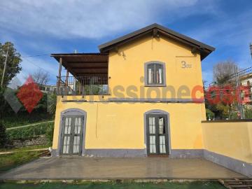 Casa indipendente in affitto a Salerno SA