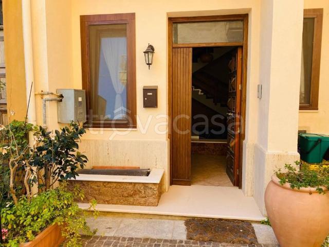 Casa Indipendente in affitto a Santa Flavia via Castello, arredato, terrazzo, caminetto TrovaCasa