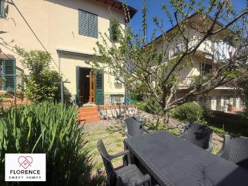 Casa indipendente in affitto a Scandicci FI