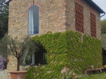Casa indipendente in affitto a Scandicci FI
