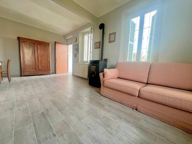 Casa indipendente in affitto a Settime AT
