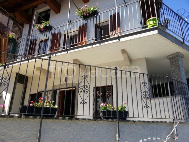 Casa Indipendente in affitto a Stresa via Maggiore, arredato, giardino privato, posto auto TrovaCasa