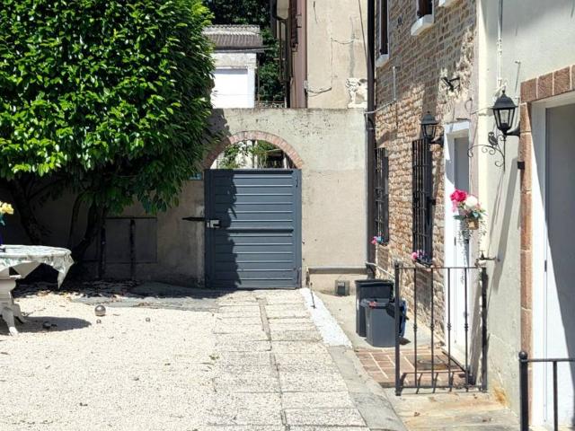 Casa indipendente in affitto a Sustinente MN