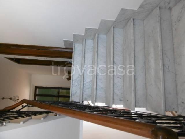 Casa Indipendente in affitto a Ponsacco, non arredato/vuoto, terrazzo, riscaldamento autonomo TrovaCasa