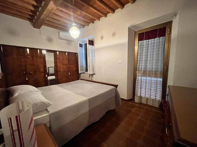 Casa Indipendente in affitto a Porcari via Romana Ovest, 247, posto auto, ultimo piano, balcone TrovaCasa