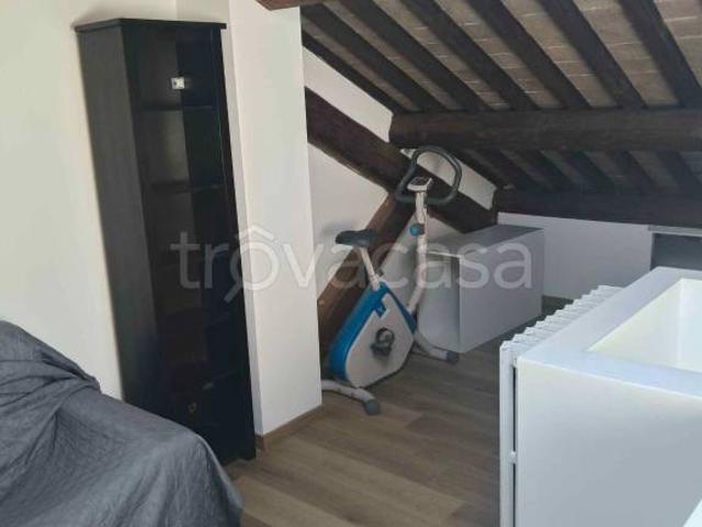 Casa indipendente in affitto a Padova via Due Palazzi, Montà Sant'Ignazio