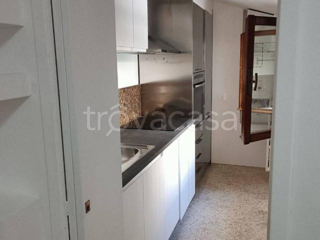 Casa Indipendente in affitto a Padova via ospedale civile, balcone, cucina abitabile, doppi servizi TrovaCasa