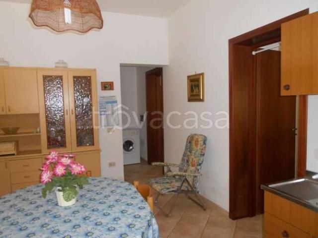 Casa Indipendente in affitto a Petrosino, arredato, giardino privato, lungomare TrovaCasa