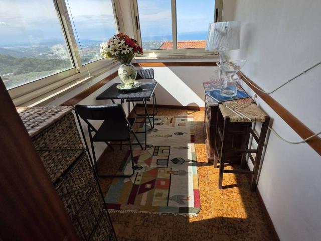 Casa indipendente in affitto a Pietrasanta LU