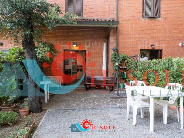 Casa indipendente in affitto a Pisa