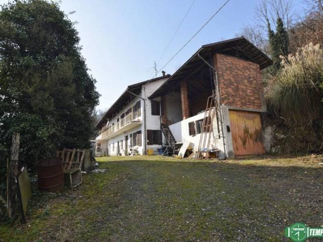 Casa indipendente in affitto a Rocca Canavese TO