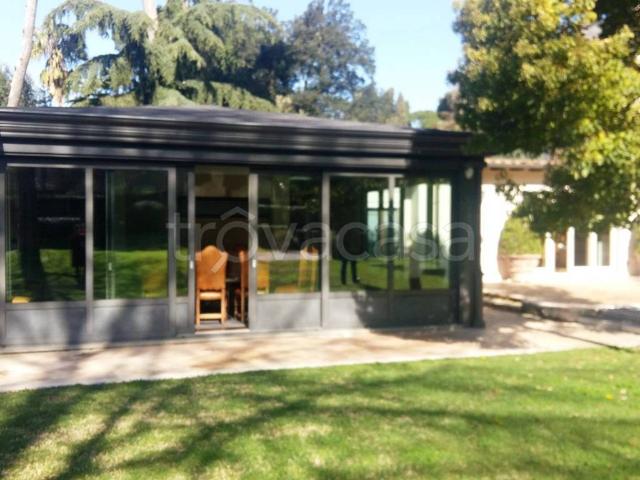 Casa Indipendente in affitto a Roma terme di Caracalla, giardino privato, parzialmente arredato, ristrutturato TrovaCasa