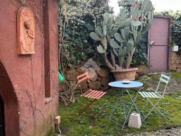 Casa Indipendente in affitto a Roma via dei Faggella, 32, arredato, giardino privato, angolo cottura TrovaCasa