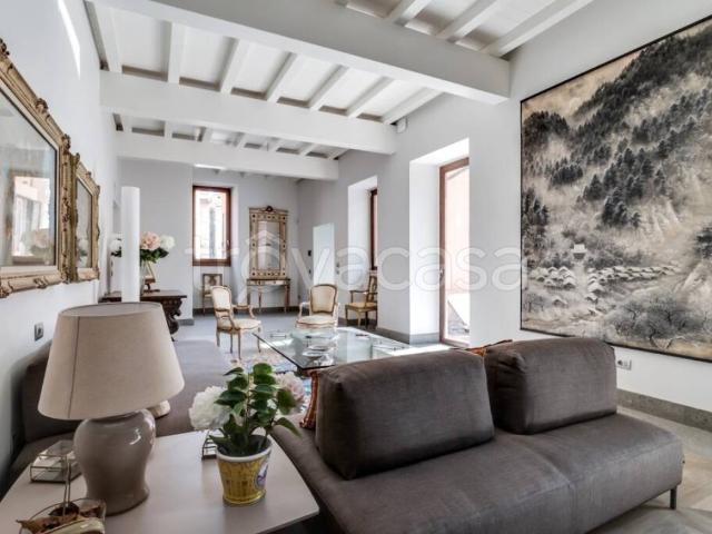 Casa Indipendente in affitto a Roma via di Santa Dorotea, arredato, giardino privato, box TrovaCasa