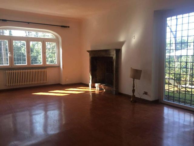 Casa indipendente in affitto a Roma RM