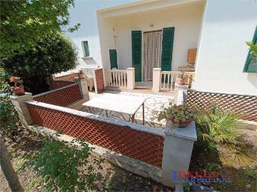 Casa indipendente in affitto a Rosignano Marittimo LI