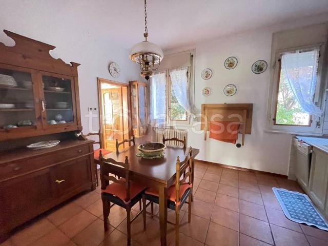 Casa Indipendente in affitto a Ravenna via Irpinia, arredato, giardino privato, riscaldamento autonomo TrovaCasa