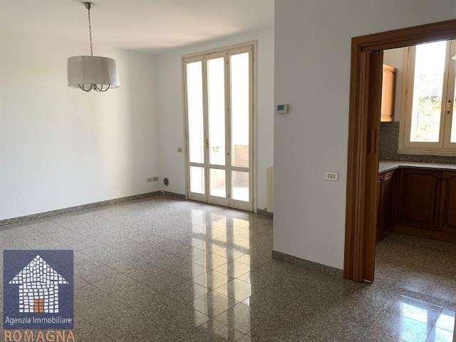 Casa Indipendente in affitto a Ravenna via Podgora, giardino privato, parzialmente arredato, ultimo piano TrovaCasa