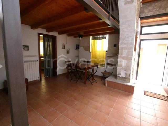 Casa Indipendente in affitto a Ragusa salita del Mercato, arredato, terrazzo, riscaldamento autonomo TrovaCasa