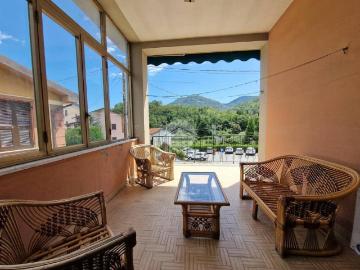 Casa indipendente in affitto a Riccò del Golfo di Spezia SP