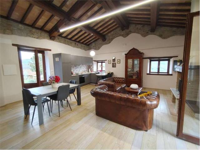 Casa indipendente in affitto a Todi PG