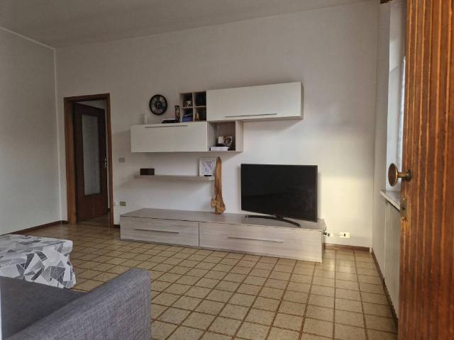 Casa indipendente in affitto a Tonco AT