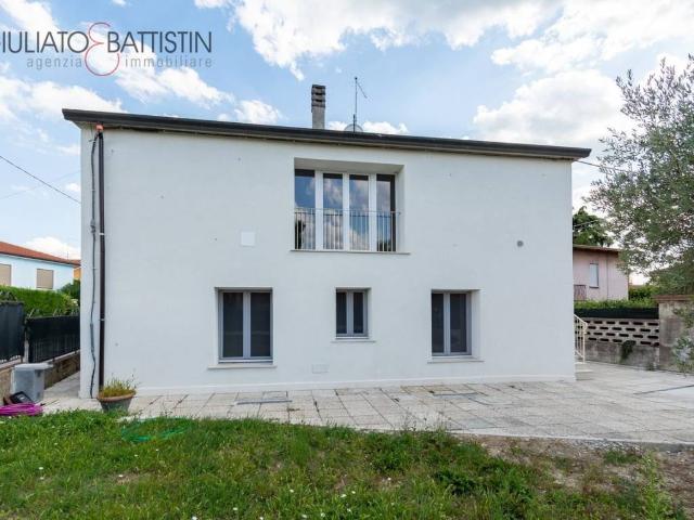 Casa indipendente in affitto a Torri di Quartesolo VI