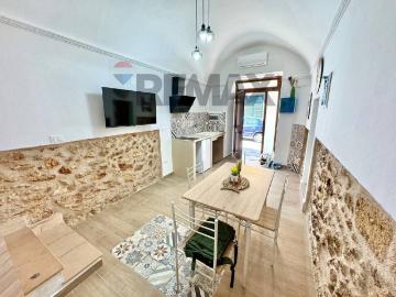 Casa indipendente in affitto a Terrasini PA