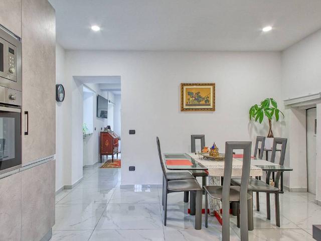 Casa indipendente in affitto a Valganna VA