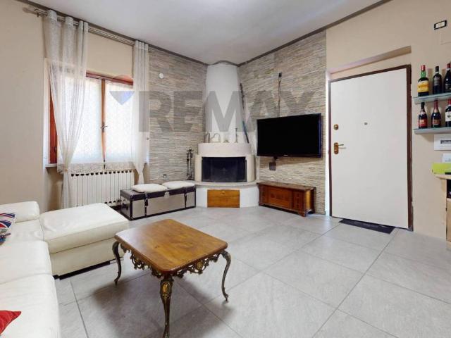 Casa indipendente in affitto a Vallo di Nera PG