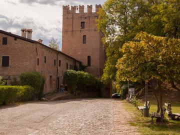 Casa indipendente in affitto a Valsamoggia BO