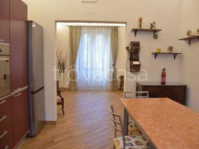 Casa Indipendente in affitto a Vasto via Giuseppe Bucci, 17, doppia esposizione, centrale, parquet TrovaCasa