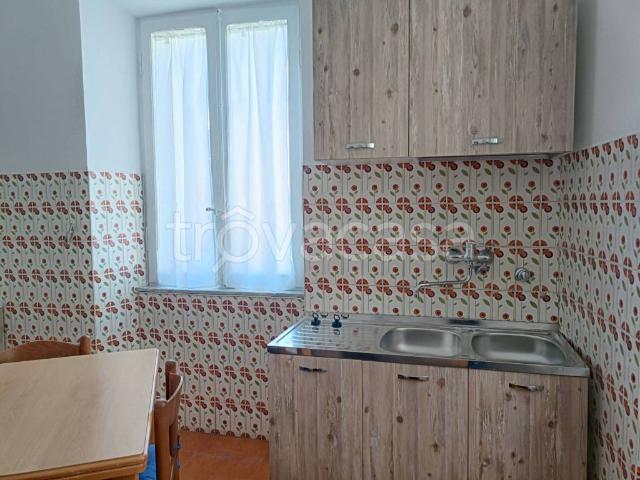 Casa Indipendente in affitto a Viterbo via Santa Maria in Volturno, arredato, terrazzo, centrale TrovaCasa