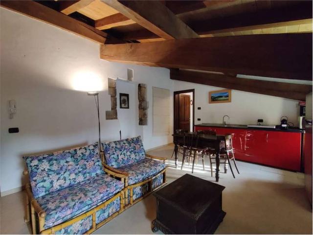 Appartamento in affitto a Viano RE