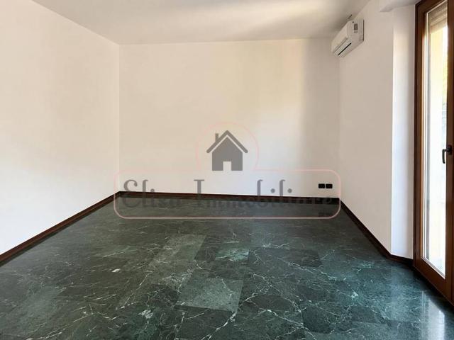 Casa indipendente in affitto a Viareggio LU