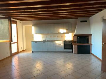 Casa indipendente in affitto a Vicenza VI