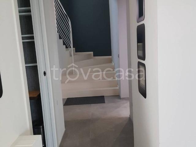 Casa Indipendente in affitto a Vicenza viale Fusinato, 30, giardino privato, box, parzialmente arredato TrovaCasa