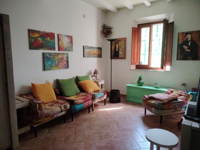 Casa Indipendente in affitto a Vinci, arredato, giardino, lavanderia TrovaCasa