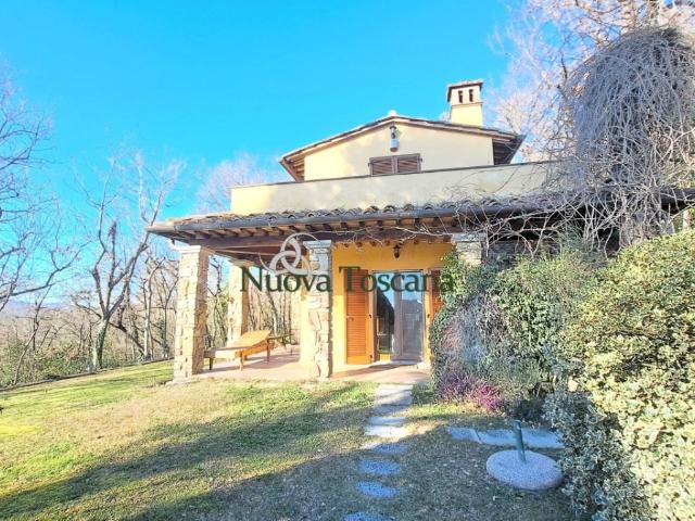 Casa Indipendente in affitto ad Arezzo, arredato, giardino privato, posto auto TrovaCasa